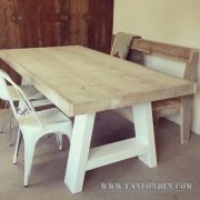 Steigerhouten tafel Dylan (Steigerhouten eettafels online bestellen)