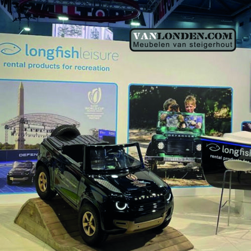Presentatiehelling steigerhout voor elektrische speelgoedauto's 2