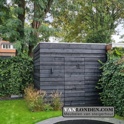 Schuur van zwart Zweeds Rabat (Steigerhouten overkappingen bestellen)