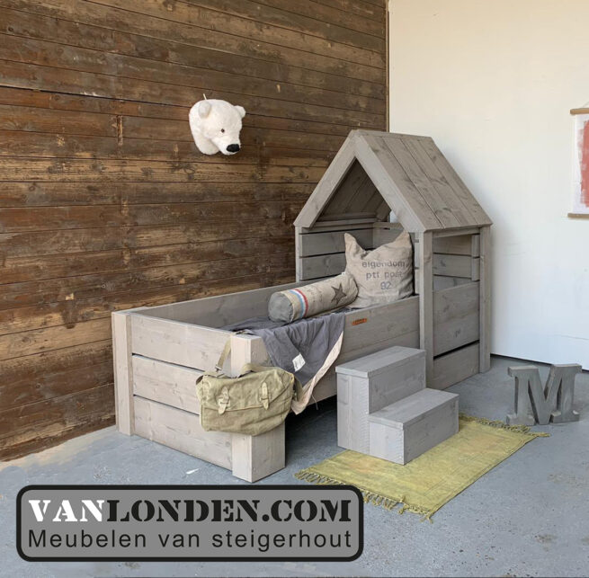 Steigerhouten bedhuisje Brent (Steigerhouten eenpersoonsbedden)