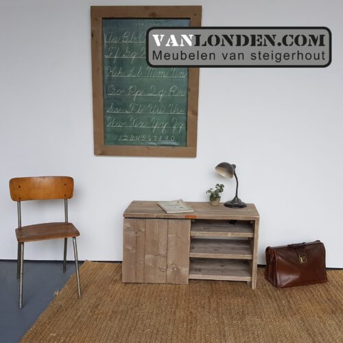 Steigerhouten tv-kastje Lianne (Steigerhouten TV-meubels op maat)