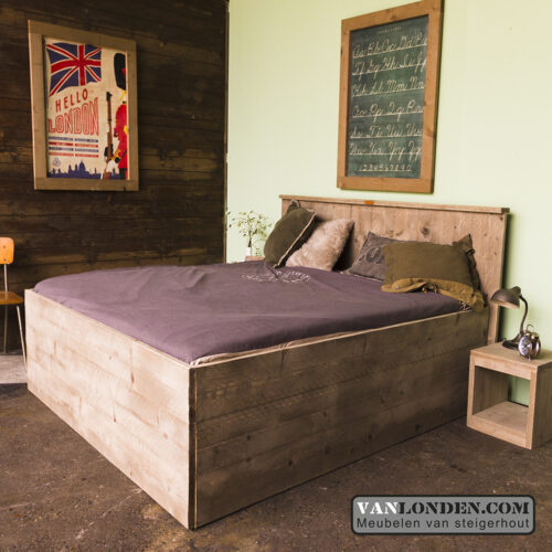 Steigerhouten tweepersoonsbed Lieselotte (Steigerhouten tweepersoonsbedden)
