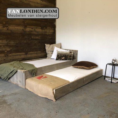 Steigerhouten bed met logeerlade Mats (Steigerhouten kinderbedden)