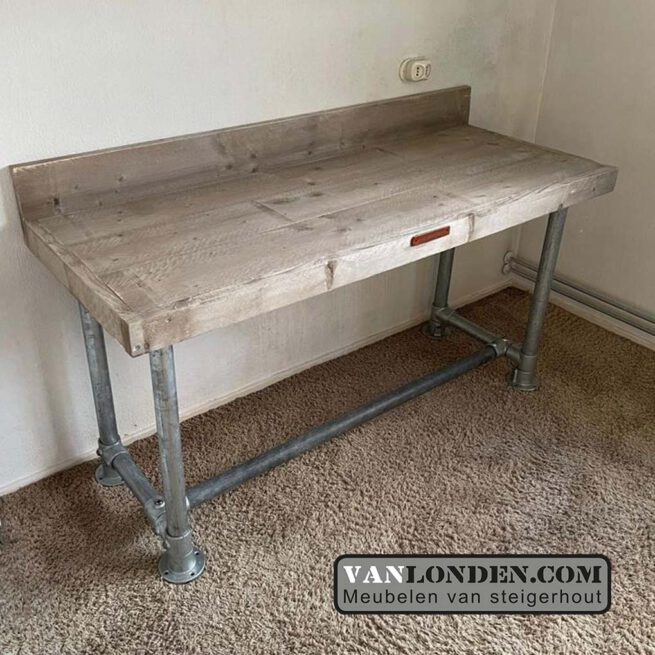 Steigerhouten bureau Remy (Steigerhouten bureaus op maat gemaakt)