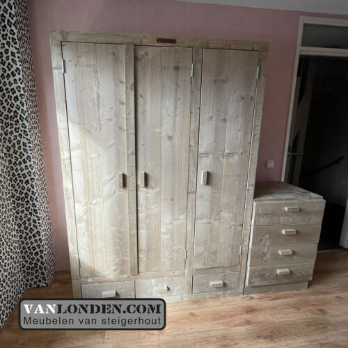 Steigerhouten hang- en legkast Esther (Steigerhouten kledingkasten online bestellen)