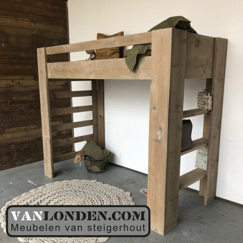 Steigerhouten hoogslaper Lena (Steigerhouten eenpersoonsbedden)