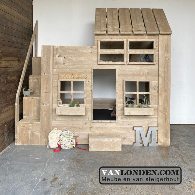 Steigerhouten hoogslaper huisje Meike (Stapelbedden)