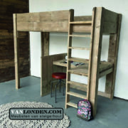 Steigerhouten hoogslaper met bureau Mies (Steigerhouten hoogslapers)