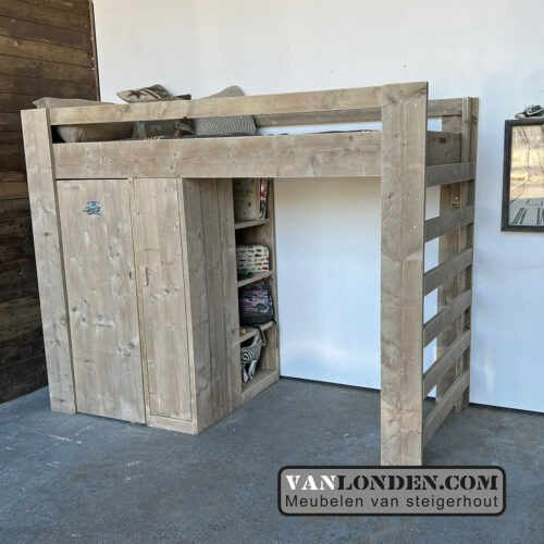 Steigerhouten hoogslaper met kast Wendy (Steigerhouten hoogslapers)