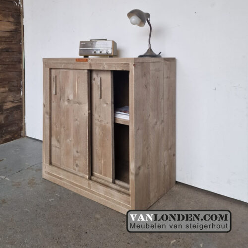 Steigerhouten kastje Lilou met schuifdeuren (Steigerhouten dressoir kasten bestellen)
