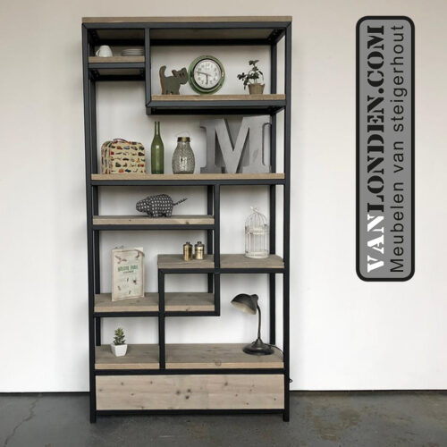 Steigerhouten vakkenkast Dani met stalen frame (Diverse steigerhouten kasten bestellen)