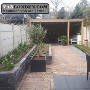 Steigerhouten overkapping met barndeur (Steigerhouten overkappingen bestellen)