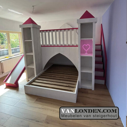 Steigerhouten prinsessen-kasteel bed Demi (Steigerhouten hoogslapers)