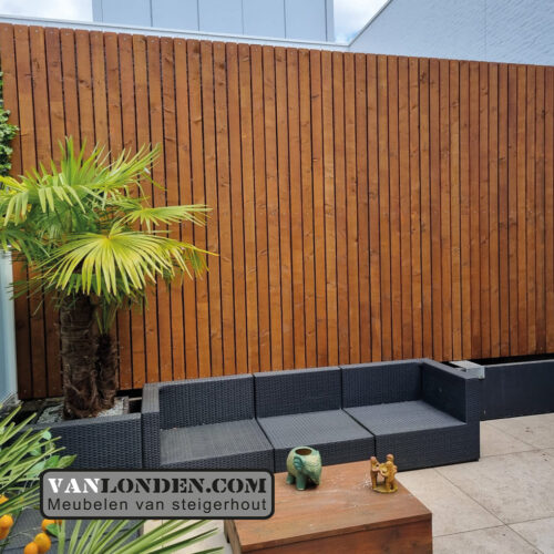 Steigerhouten schutting Pilaf achterwand