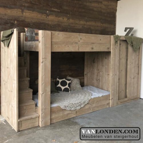 Steigerhouten stapelbed met kast Yennick (Stapelbedden)