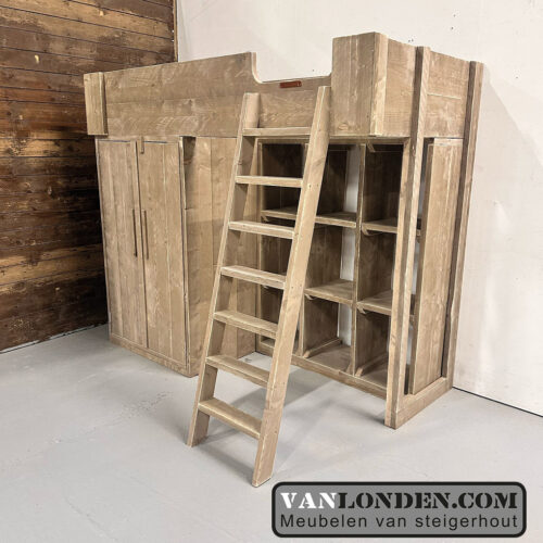 Steigerhouten hoogslaper met kasten Janneke (Steigerhouten hoogslapers)