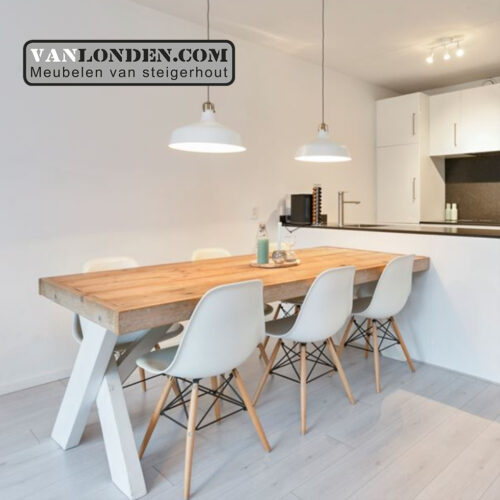 Steigerhouten tafel Renske (Steigerhouten eettafels online bestellen)