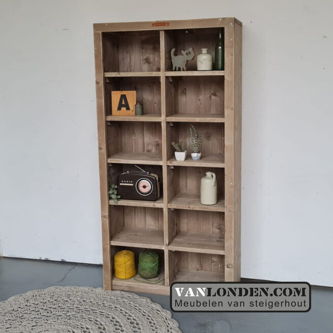 Steigerhouten vakkenkast Kenneth (Diverse steigerhouten kasten bestellen)