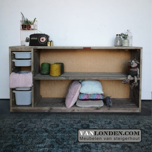Steigerhouten vakkenkastje Feda (Steigerhouten dressoir kasten bestellen)
