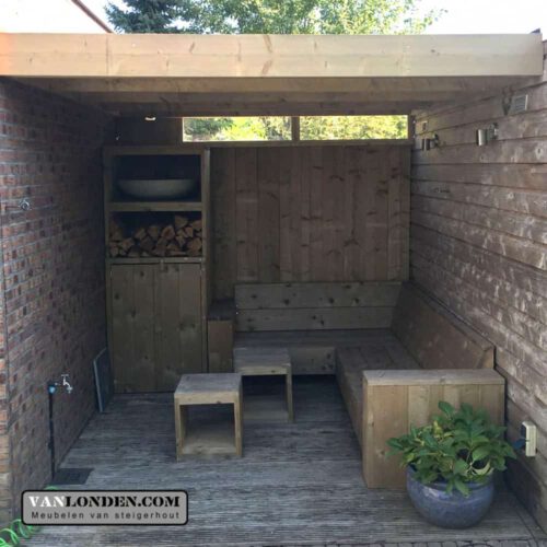 Overkapping Steigerhout met bank en kast (Steigerhouten overkappingen bestellen)