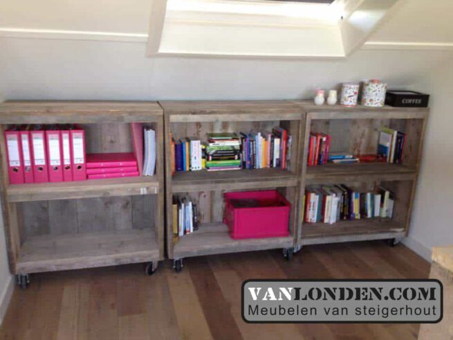 Steigerhouten rolkastje op wielen Jayda (Diverse steigerhouten kasten bestellen)