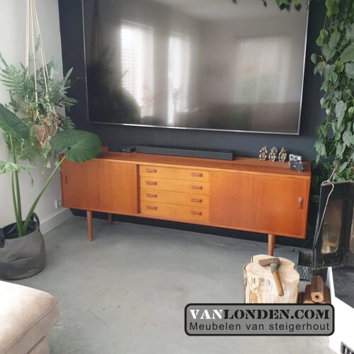 Vintage sideboard dressoir Claussen & Son (Vintage industriële meubelen)