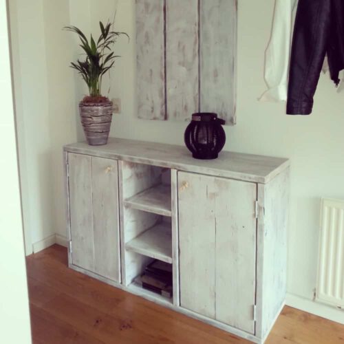Steigerhouten dressoir Alexander (Steigerhouten dressoir kasten bestellen)