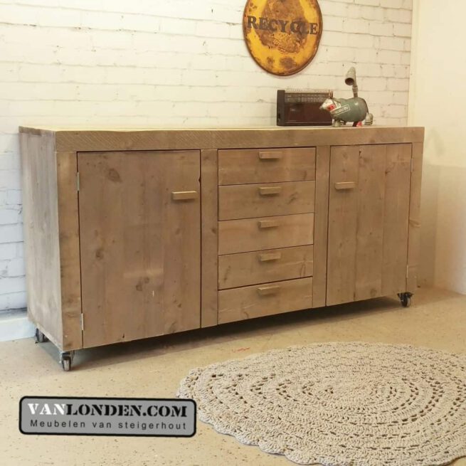 Steigerhouten dressoir Daphne (Steigerhouten dressoir kasten bestellen)