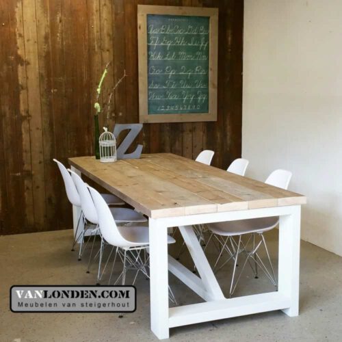 Steigerhouten eettafel Alwin (Steigerhouten eettafels online bestellen)