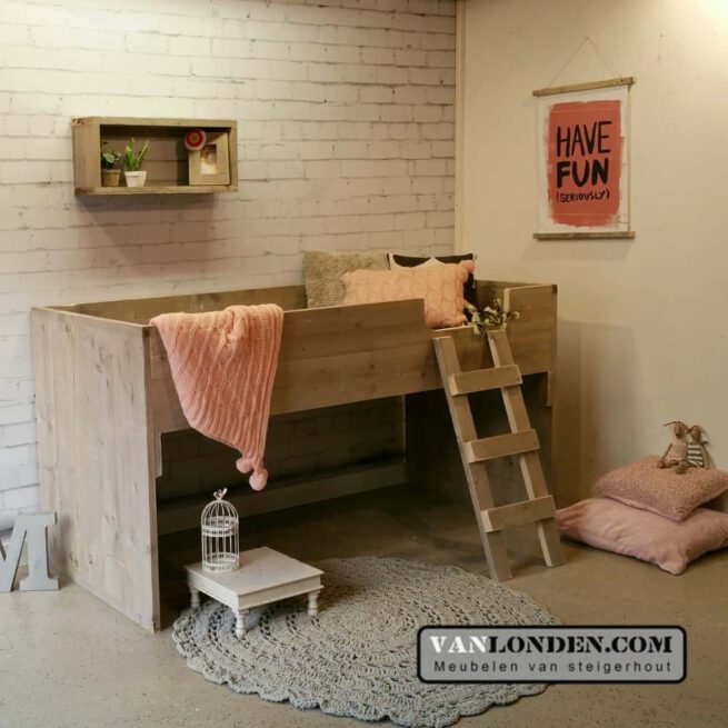 Steigerhouten halfhoogslaper Heleen (Steigerhouten halfhoogslapers)