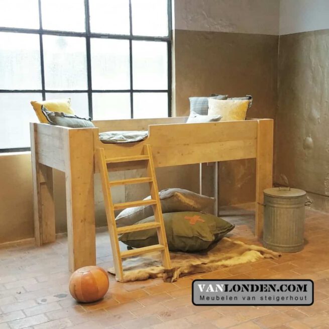 Steigerhouten halfhoogslaper Vigo (Steigerhouten halfhoogslapers)