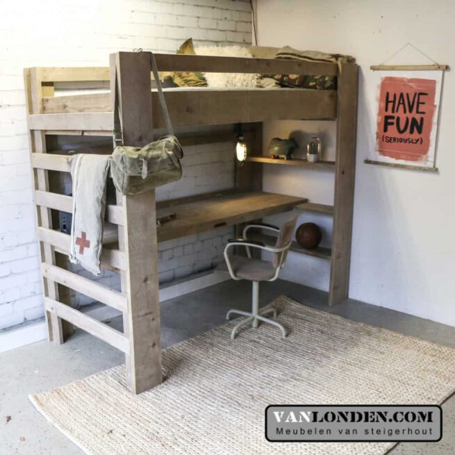 Steigerhouten hoogslaper met boekenkast Maurice (Steigerhouten hoogslapers)