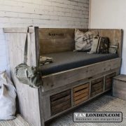 Steigerhouten kajuitbed Gernand met fruitkisten (Steigerhouten kinderbedden)