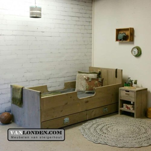 Steigerhouten kinderbed met lades Chira (Steigerhouten kinderbedden)