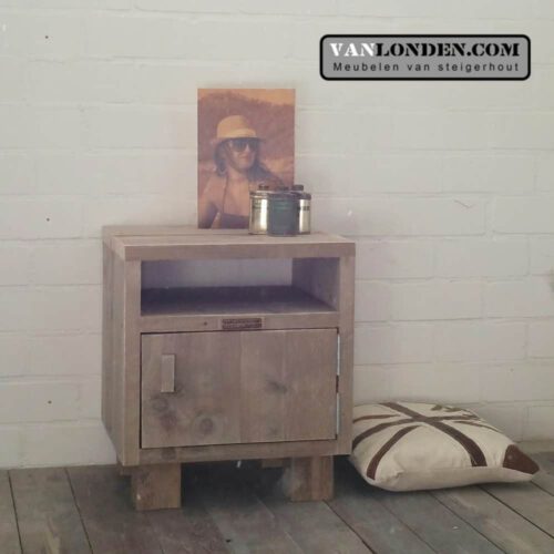 Steigerhouten nachtkastje Megan (Accessoires voor steigerhouten bedden)