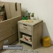 Steigerhouten nachtkastje Niels (Steigerhouten nachtkastjes)