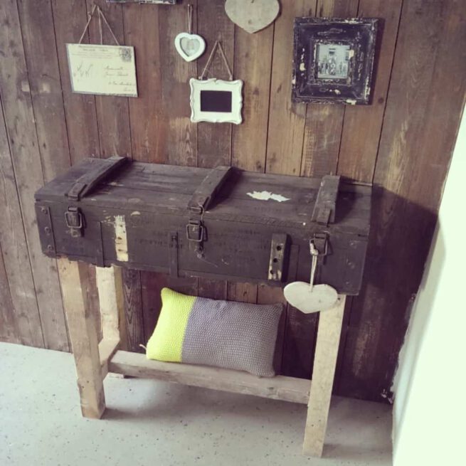 Kist sidetable Lars (Kisten)