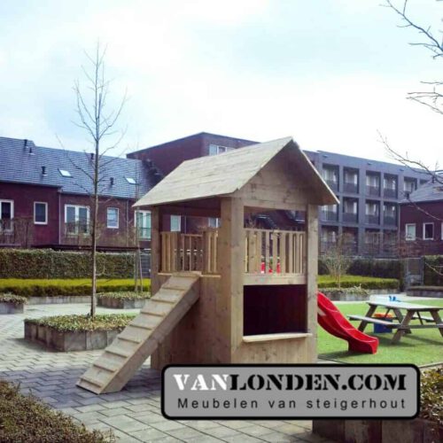 Steigerhouten speelhuis Simon (Steigerhouten speelhuizen op maat gemaakt)