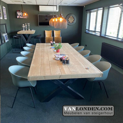 Steigerhouten vergadertafel/ lunchtafel Amalia (Steigerhouten bureaus op maat gemaakt)