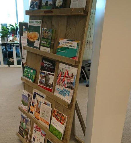 Steigerhouten tijdschriftenrek Isa (Opbergmeubels)