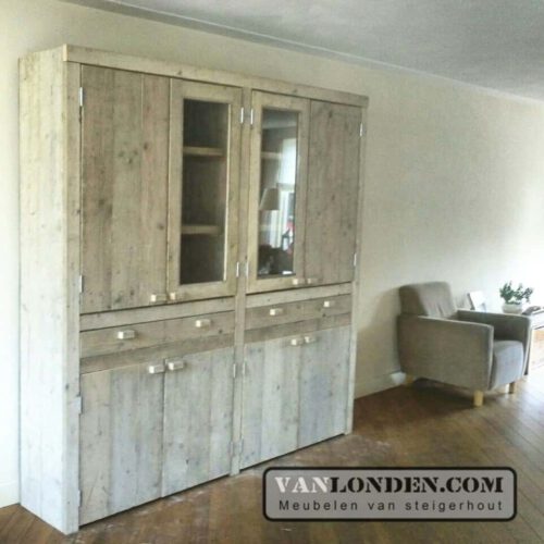 Steigerhouten vitrinekast Valerie (Diverse steigerhouten kasten bestellen)