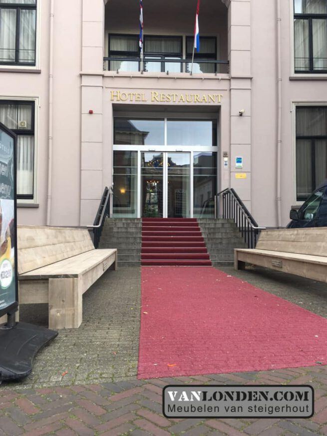 Steigerhouten zitbank Hotel Fletcher (Actieve steigerhouten zitbanken bestellen)
