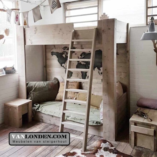 Steigerhouten stapelbed Jonathan met wereldkaart (Sale)